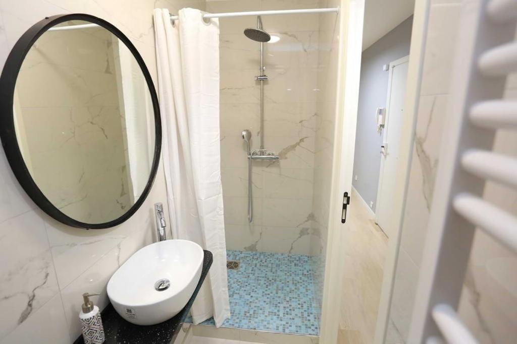 Luxe Gambetta - Sea View Apartman Nizza Kültér fotó